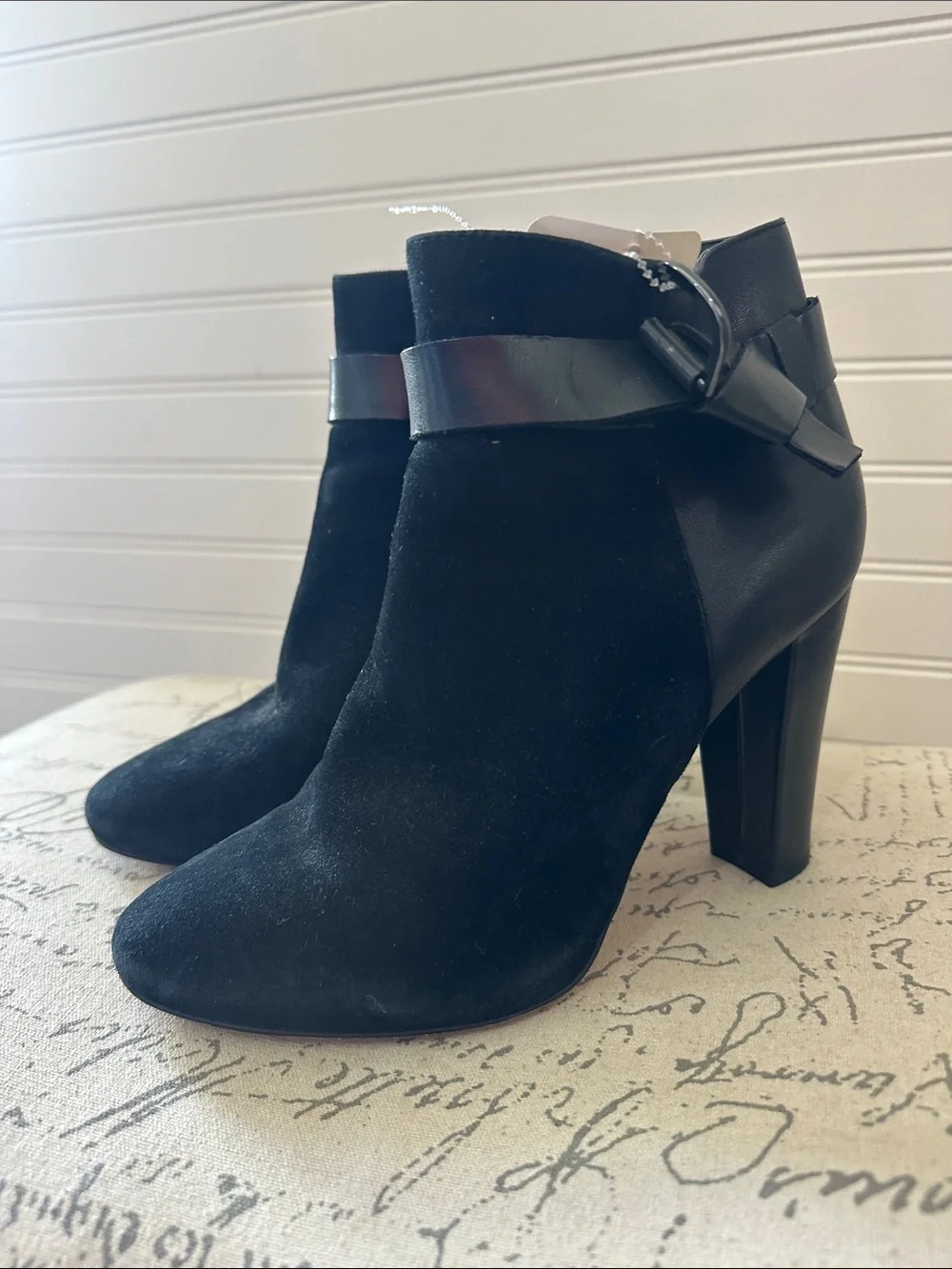 White House Black Market stylish black